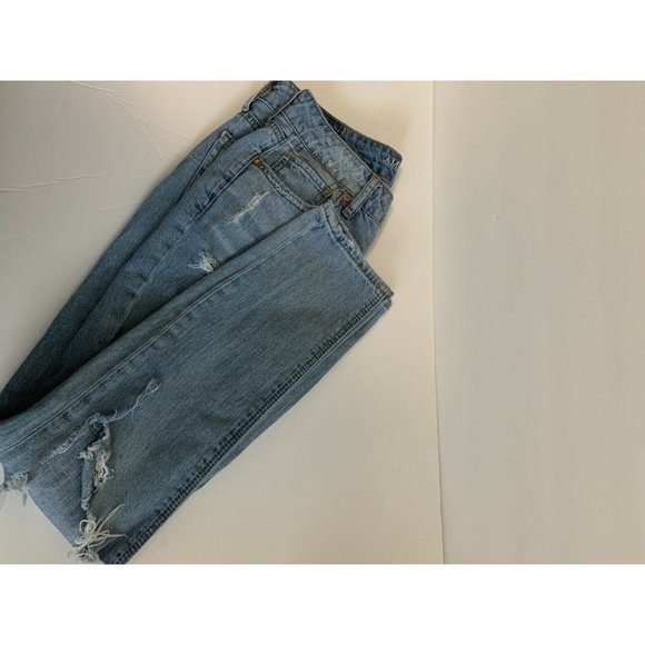 American Eagle Tomgirl S Distressed Women's Jeans - Picture 7 of 8